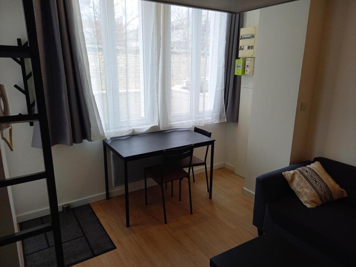 Appartement Avec Terrasse En Calme A Dijon.